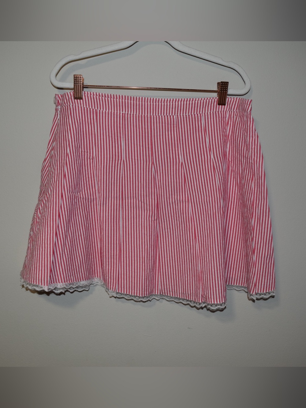 Avec Les Filles Pink and White Striped Pleated Cotton Skirt with Lace Hem
